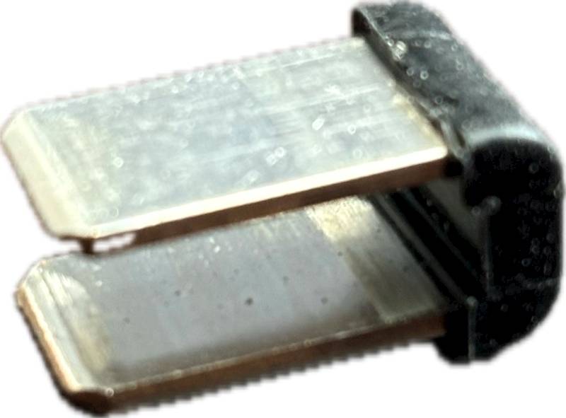 BEZPIECZNIK MERCEDES