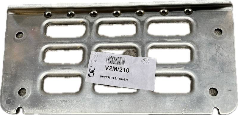 STOPIENIEK NAKŁADKA STOPNIA DOLNEGO SCHODEK VOLVO 