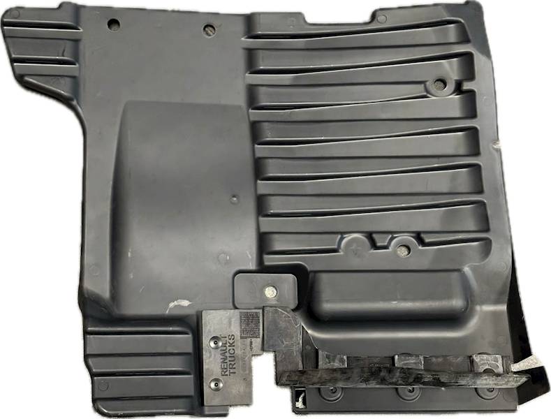 BŁOTNIK OBUDOWA STOPNIA RENAULT GAMA T RANGE LH