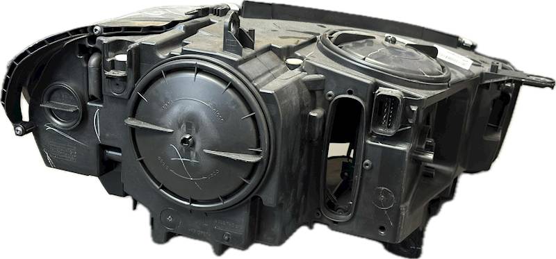 LAMPA LEWA BI-XENON LED BMW X5 F15 X6 F16 