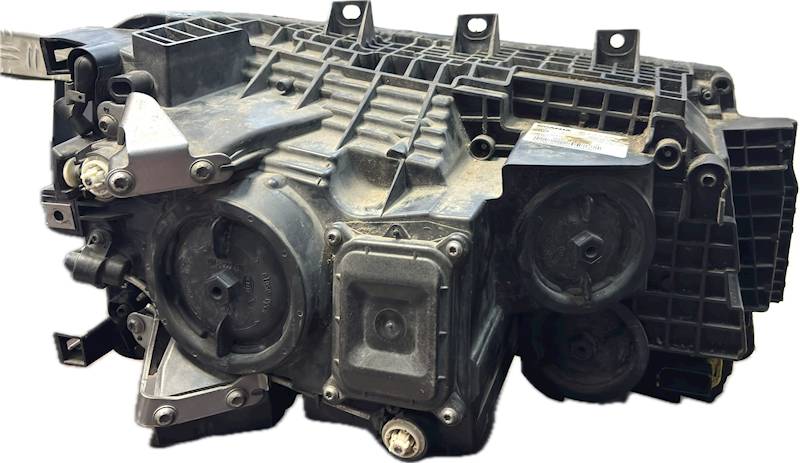 REFLEKTOR LAMPA LEWY SCANIA 7