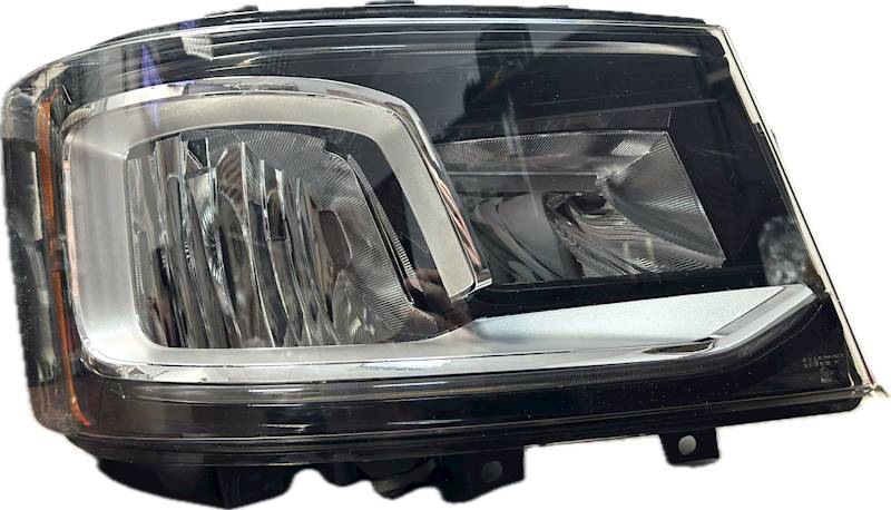 REFLEKTOR LAMPA PRAWY SCANIA NGS