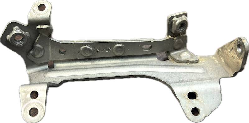 WSPORNIK UCHWYT REFLEKTORA LEWY SCANIA