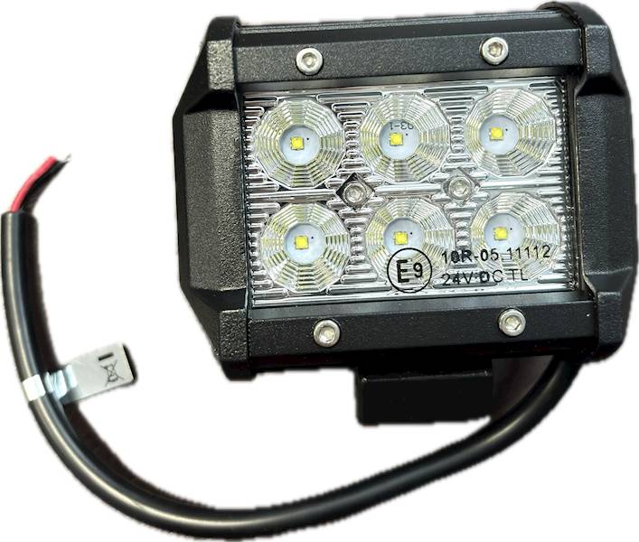 LAMPA ROBOCZA LED FLOOD BEAM KAMAR