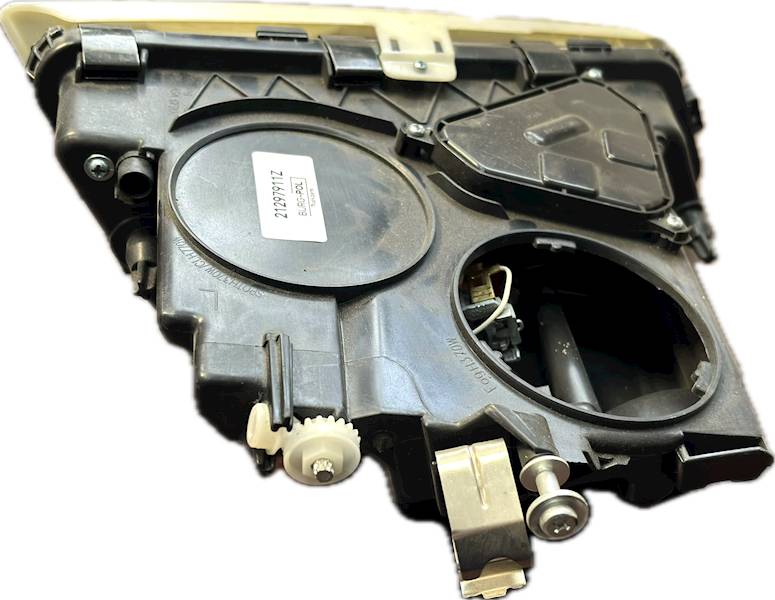 LAMPA PRZECIWMGŁOWA VOLVO FH13