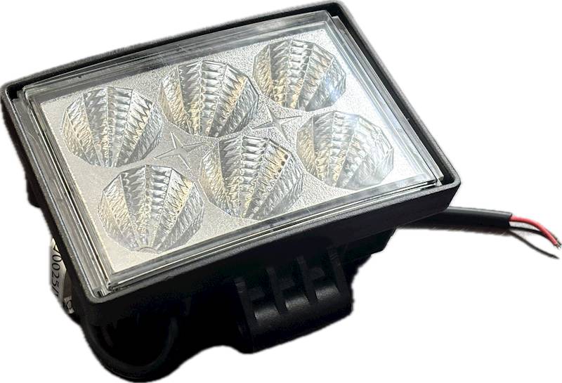 LAMPA ROBOCZA SZPERACZ DIODOWA LED 6 DIOD 6X3W