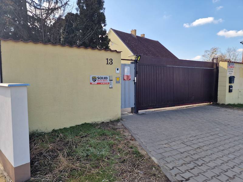 Parking, miesiąc