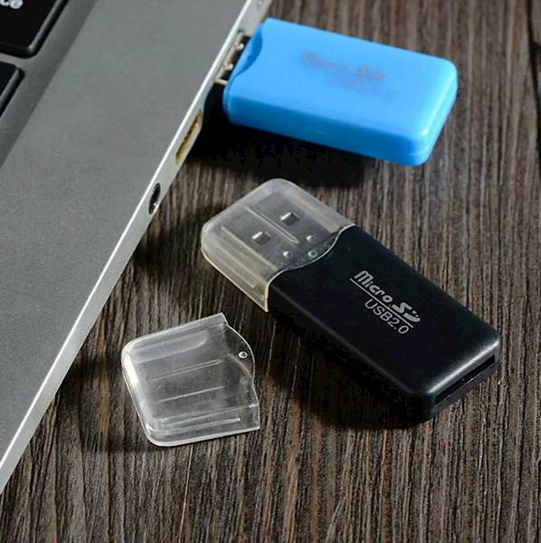 Czytnik kart pamięci microSD/TF