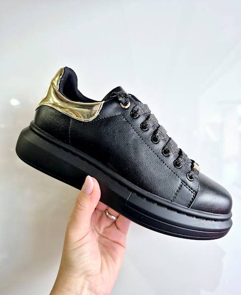 GOE Sneakersy KK2N4073 czarny r37