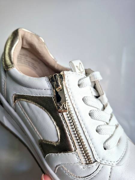 Caprice Sneakers 23300 biały r39