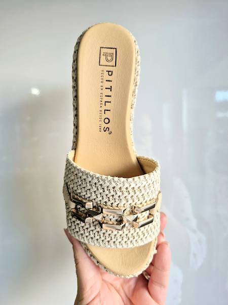 Pitillos Klapki 10562 słomka r38