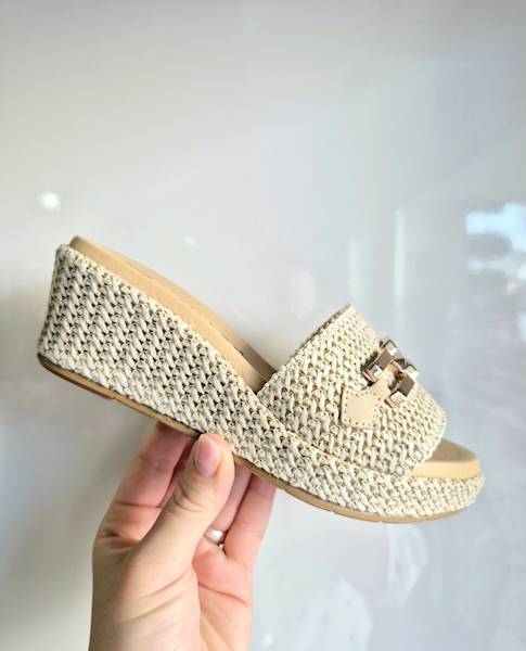 Pitillos Klapki 10562 słomka r38