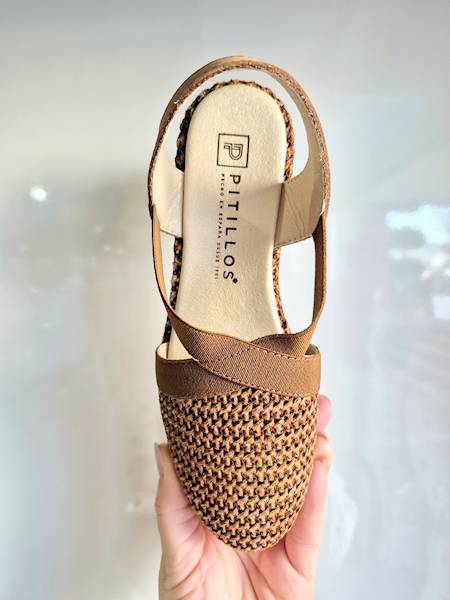 Pitillos Sandały 10623 brąz r40