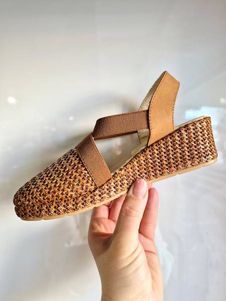 Pitillos Sandały 10623 brąz r41