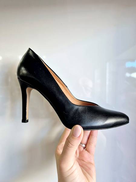 Yolanda Szpilki 1926 czarny r41