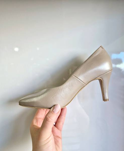 Yolanda Szpilki 2111 beż r41