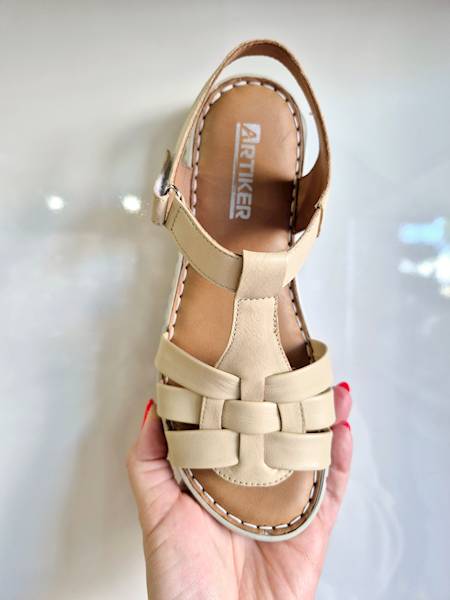 Artiker Sandały 56C0856 beż r38