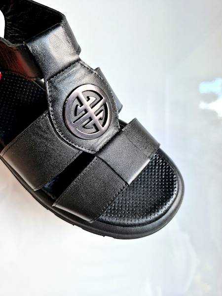 Artiker Sandały 56C0690 czarny r40