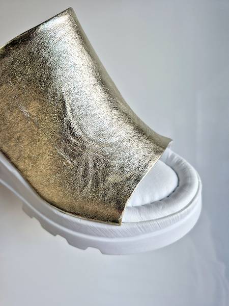 Artiker Klapki 56C0435 złoty r39