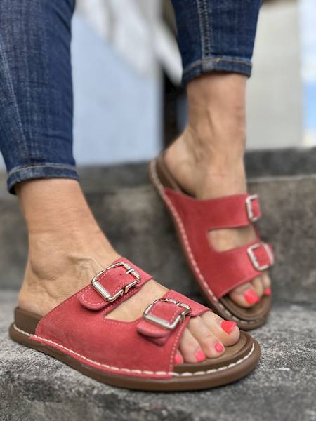 Artiker Klapki 56C0681 czerwony r40