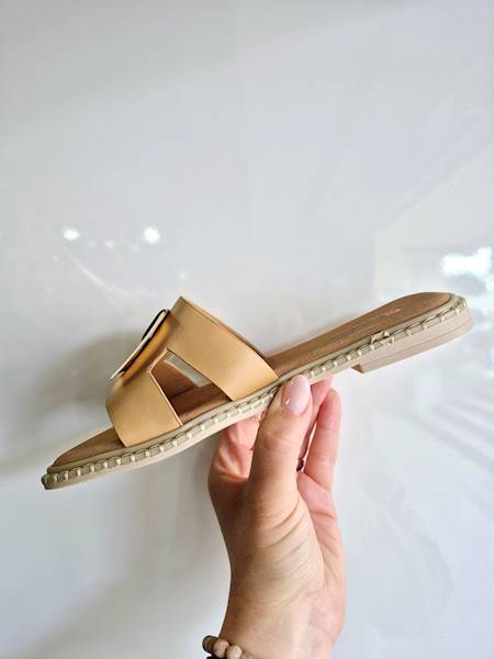 Artiker Klapki 56C1335 brąz r37