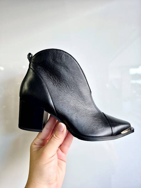Boccato Botki 8031 czarny