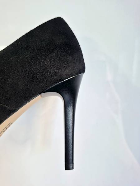SARA Szpilki 1555 czarny r41