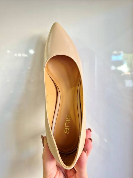 Anis Szpilki 4772 beż r39