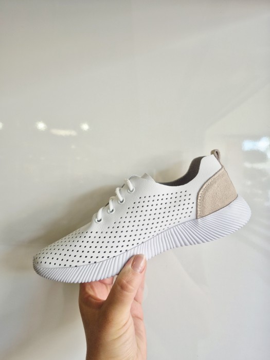 Artiker Sneakersy 58C0152 biały r39