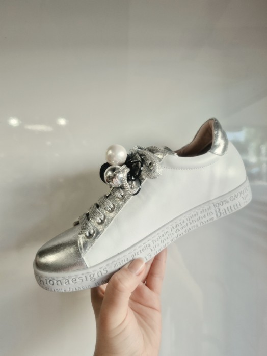 Tuffoni Sneakersy 1521013LL białe r37