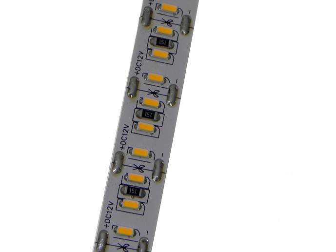 Taśma LED SMD2835 240/m biała ciepła 1m