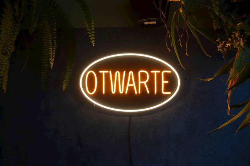 neon zewnętrzny usztywniony Otwarte 50x30 cm
