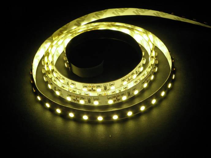 Taśma LED SMD2835 120/m biała dzienna 1m