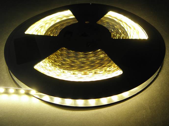 Ekonomiczna taśma LED SMD5050 60/m ciepła 25m