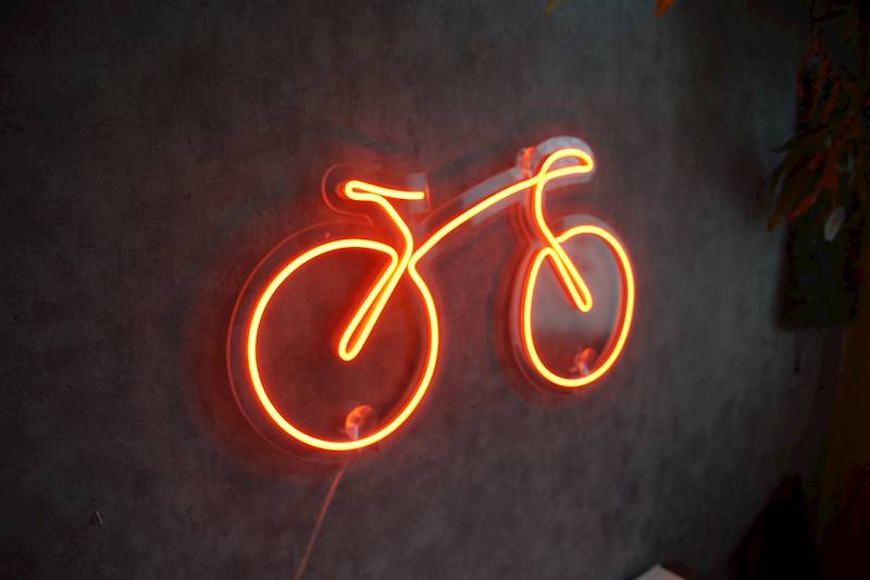 neon Rower 67x39cm