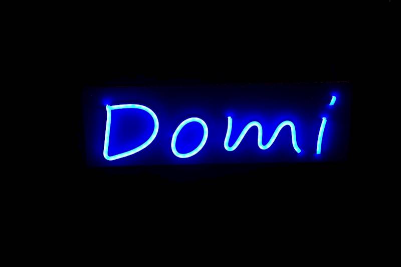 neon Domi 12x24 cm