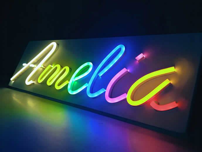 neon Kaczuszka, biały 18x18cm