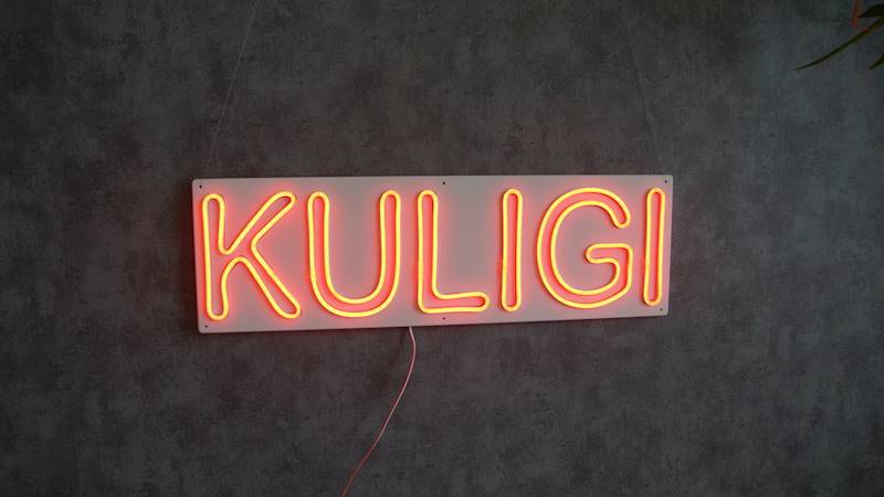 neon zewnętrzny Kuligi 70x22 cm 