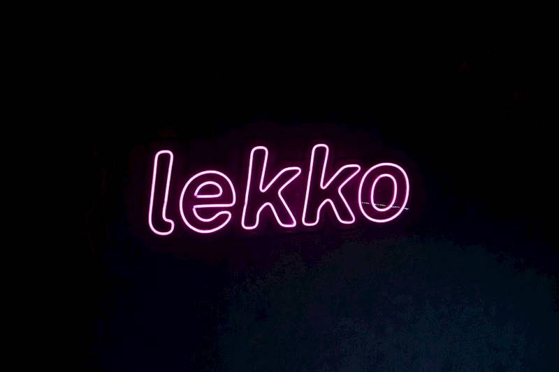 neon lekko 70x26cm