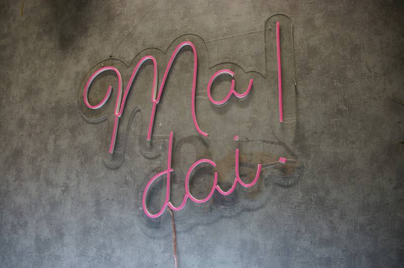 neon Ma dai! 63x52 cm 