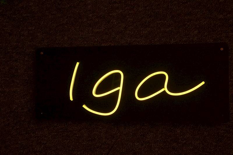 neon Iga 50x20 cm