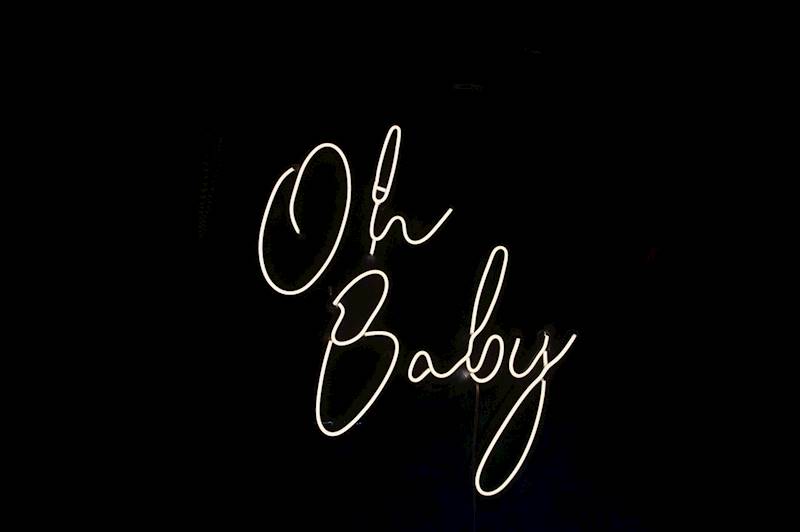 neon Oh Baby 70x67 cm