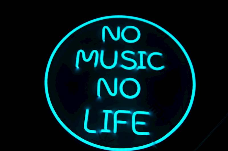 neon No music no life 40x40cm
