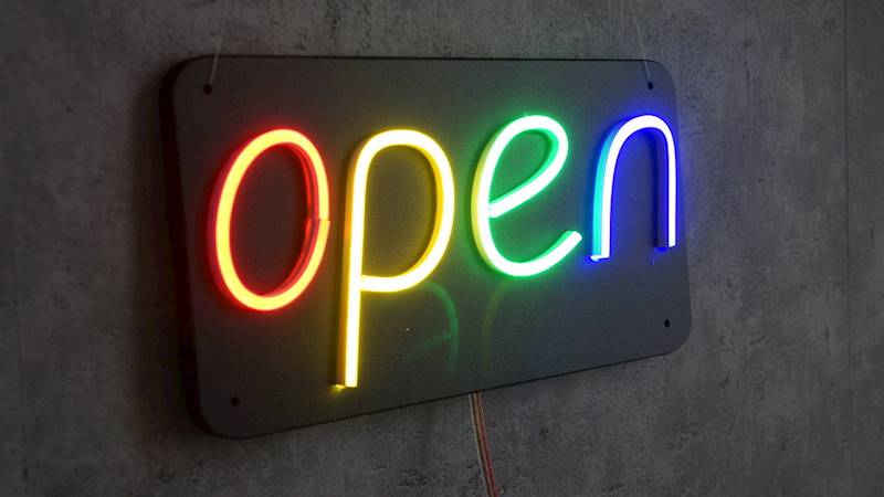 neon open 30x15 cm