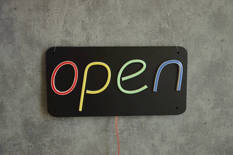 neon open 30x15 cm