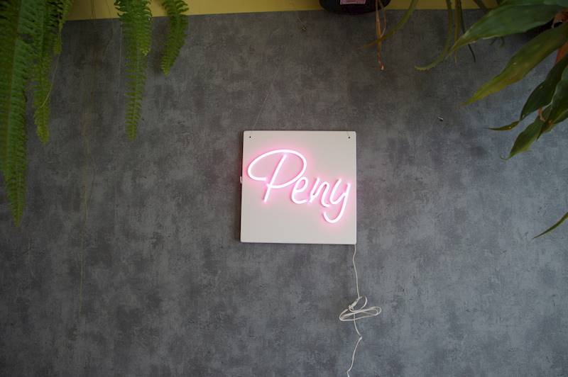neon Peny 25x25cm