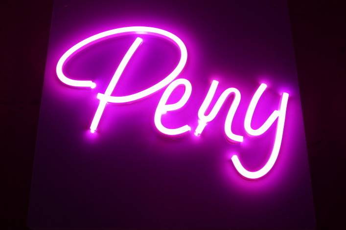 neon Peny 25x25cm