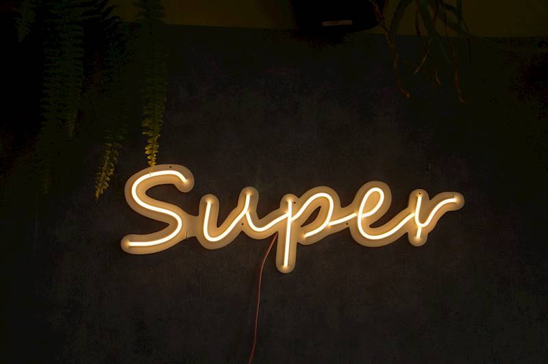 neon Super 63x20 cm