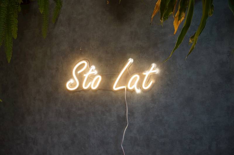 neon Sto Lat 60x20 cm