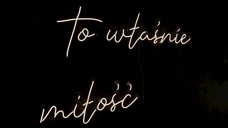 neon To własnie miłość 100x50 cm 